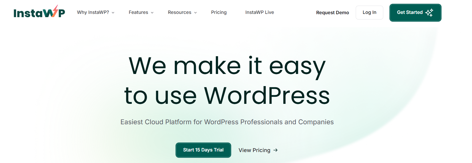 Homepage screenshot of InstaWP- best site management tool for agencies.